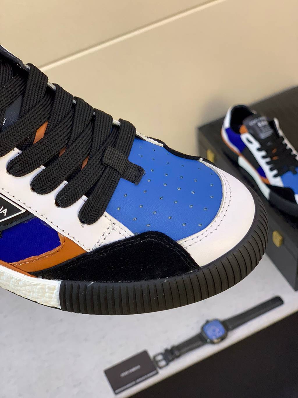 D*G sneaker